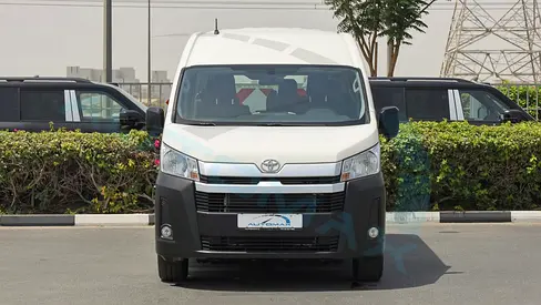 2026 Toyota HIACE photo 2