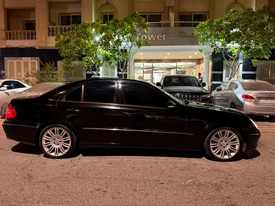 صورة مصغرة 3 لـ 2007 Mercedes-BENZ E-CLASS