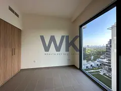 Partial park view/ corner unit / 8th floor