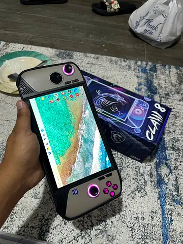 MSI claw 8 ai+