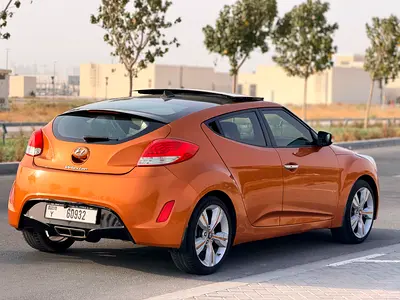 صورة 4 لـ 2015 Hyundai VELOSTER