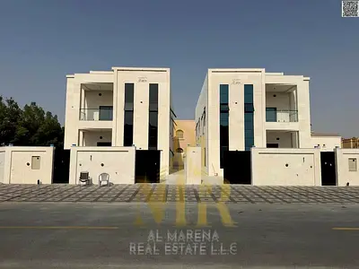 فيلا فاخرة للبيع كورنر على الشارع الرئيسي – الروضة 3، عجمان  فرصة استثمارية وعائلية مميزة لامتلاك فيلا واسعة بتصميم مودرن وموقع استراتيجي!  تفاصيل الع