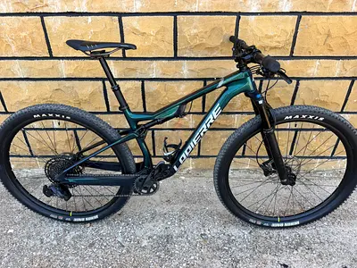 La Pierre XR 5.9 mod 2023 full carbon XC bike, 29 inch wheels, size M (upgraded see below descri).