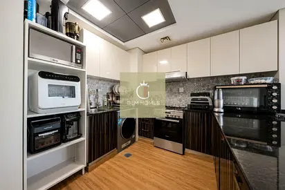 UPGRADED APARTMENT | UNFURNISHED | MODERN LIVING