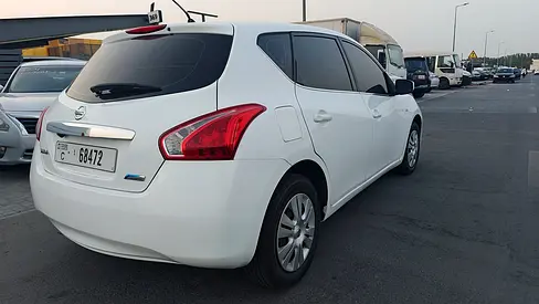 2015 Nissan TIIDA — миниатюра 7