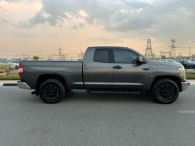 2017 Toyota TUNDRA 照片 6