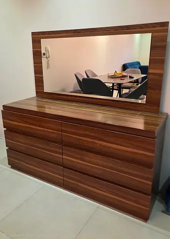 Wooden 6-Drawer Dresser with Large Mirror - Good Condition