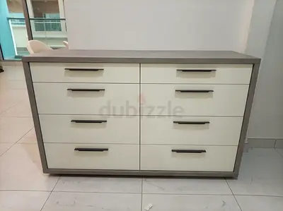 Modern 8-Drawer Dresser / Chest in Grey and White - Good Condition