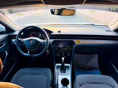 2020 Volkswagen PASSAT — миниатюра 8