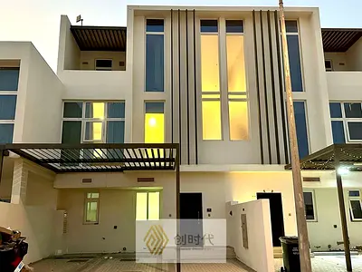 Single Row | 5 Bed + Maid | Vacant - Ready to Move In