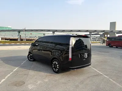 2025 Hyundai STARIA — миниатюра 3