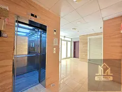 SPACIOUS 1BHK AVAILABLE YEARLY READY TO MOVE SHARJAH MUWAILEH CHEAP PRICE 26K DEPOSIT 1500 CM 2100