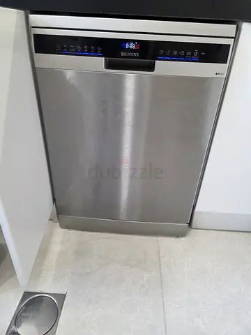 Siemens Dishwasher latest model iq300 three racks
