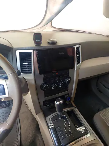 Grand cherokee 2009.   8 months mulkiya