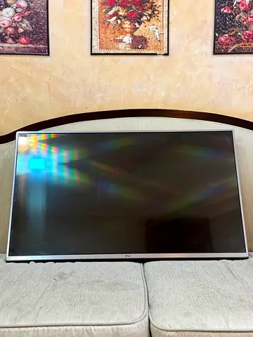 LG tv 43 inches