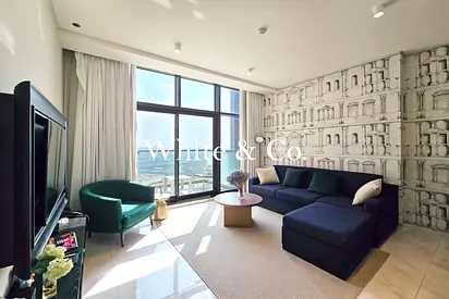 Spacious 1 Bedroom | Ideal Location | Vacant