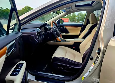 صورة 9 لـ 2018 Lexus RX-SERIES