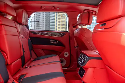 2024 Bentley BENTAYGA — миниатюра 14