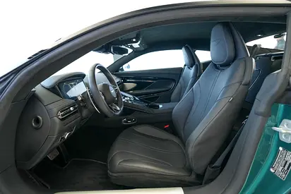 2024 Aston Martin DB12 照片 5