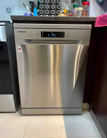 Samsung 3Rack freestanding stainless steel dishwasher - good condition