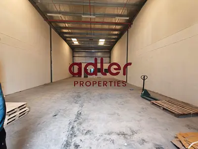 PRIME 2,400 SQ. FT. WAREHOUSE | EASY LOADING | AED 110K | SHARJAH
