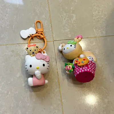Hello Kitty Keychain & Small Figurine Set - Cute Collectibles