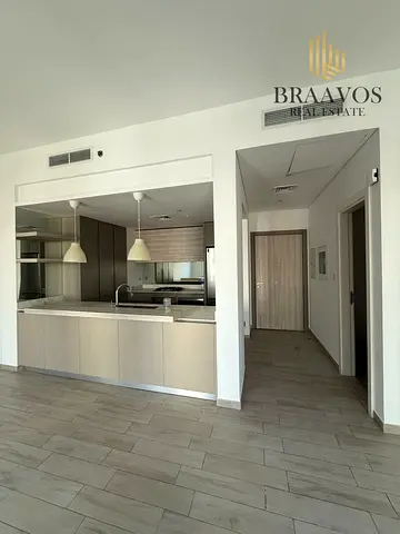 PREMIUM LIVING | UNFURNISHED | HUGE LAYOUT