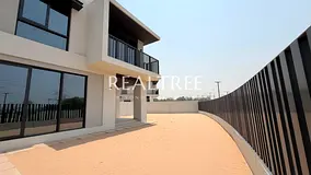 Brand new 4BR + Maid | Big Layout | Single row