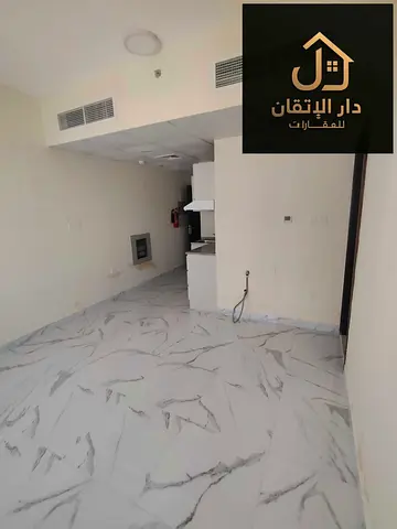 فرصة ذهبية للإيجار شقة استوديو منطقة البوطينة موقع مميز