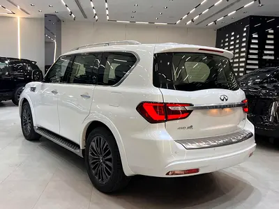 2021 Infiniti QX80 — миниатюра 4
