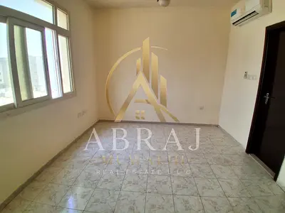 Lavish studio good building near safari mall just rent 19k