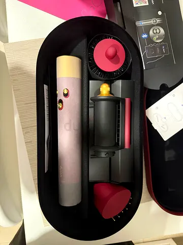 Dyson airwrap i.d multi styler