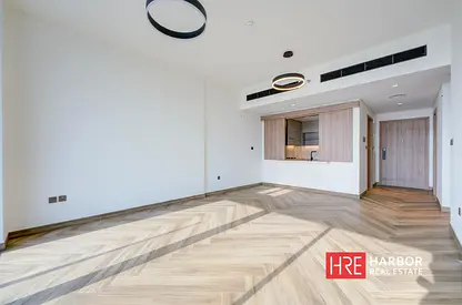 Boulevard View | 2 Parking Spots | Spacious 1BR