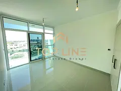 Unfurnished Studio | Golf View | Vacant