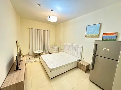 Master Bedroom-Spacious Washroom Hot Deal!!!
