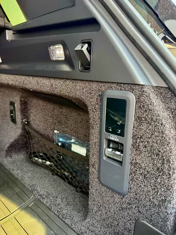 2025 LAND Rover RANGE ROVER — миниатюра 17