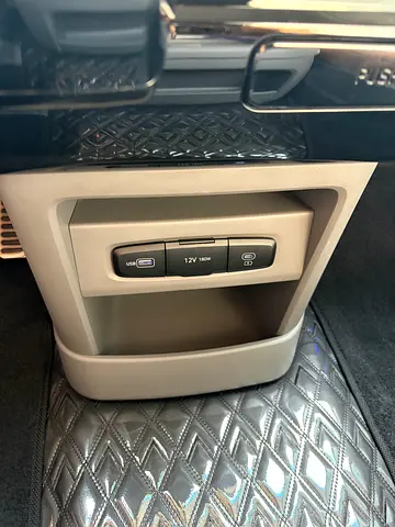 2025 Hyundai STARIA — миниатюра 17