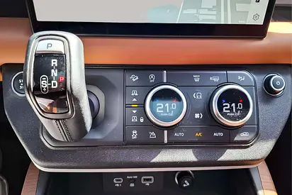2023 LAND Rover DEFENDER 缩略图 15