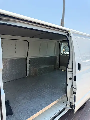 صورة 6 لـ 2013 Toyota HIACE