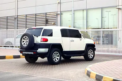 2022 Toyota FJ CRUISER photo 16