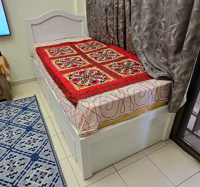 Free single bed excellent condition with storage drawers