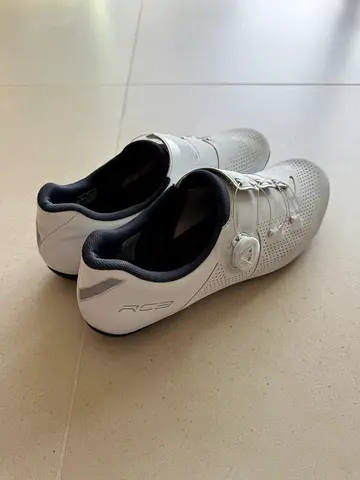 Shimano RC302 Cycling Shoes (Size 45)