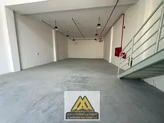 A new industrial warehouse with a prime location, mezzanine, and powerful electricity, along with co