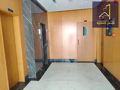 Building for sale in the Al-Qulai'ah area (Al-Sharq neighborhood), Sharjah.