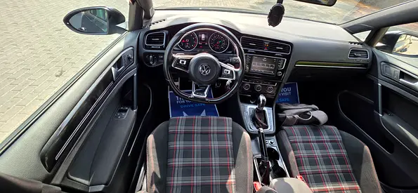 2017 Volkswagen GOLF GTI — миниатюра 12