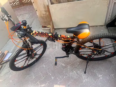 Land Rover bike perfect condition the tires is very perfect with accessories sell for urgent