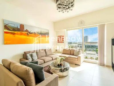 August Offer | Bright Apartment | Large Layout