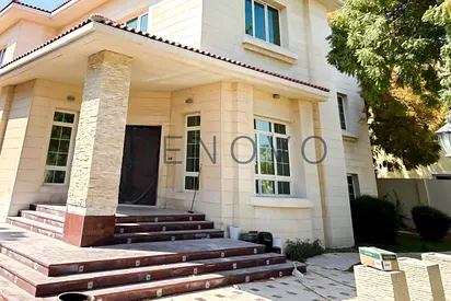 5BR Villa | Prime Location