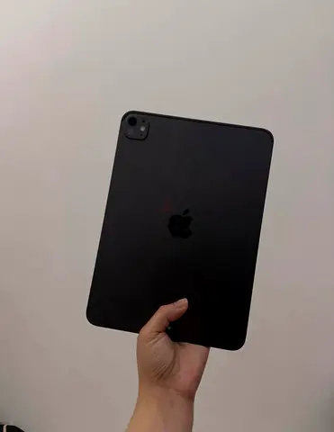Space Grey Apple iPad Pro M4 11 inches