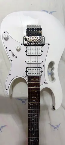 Electric guitar